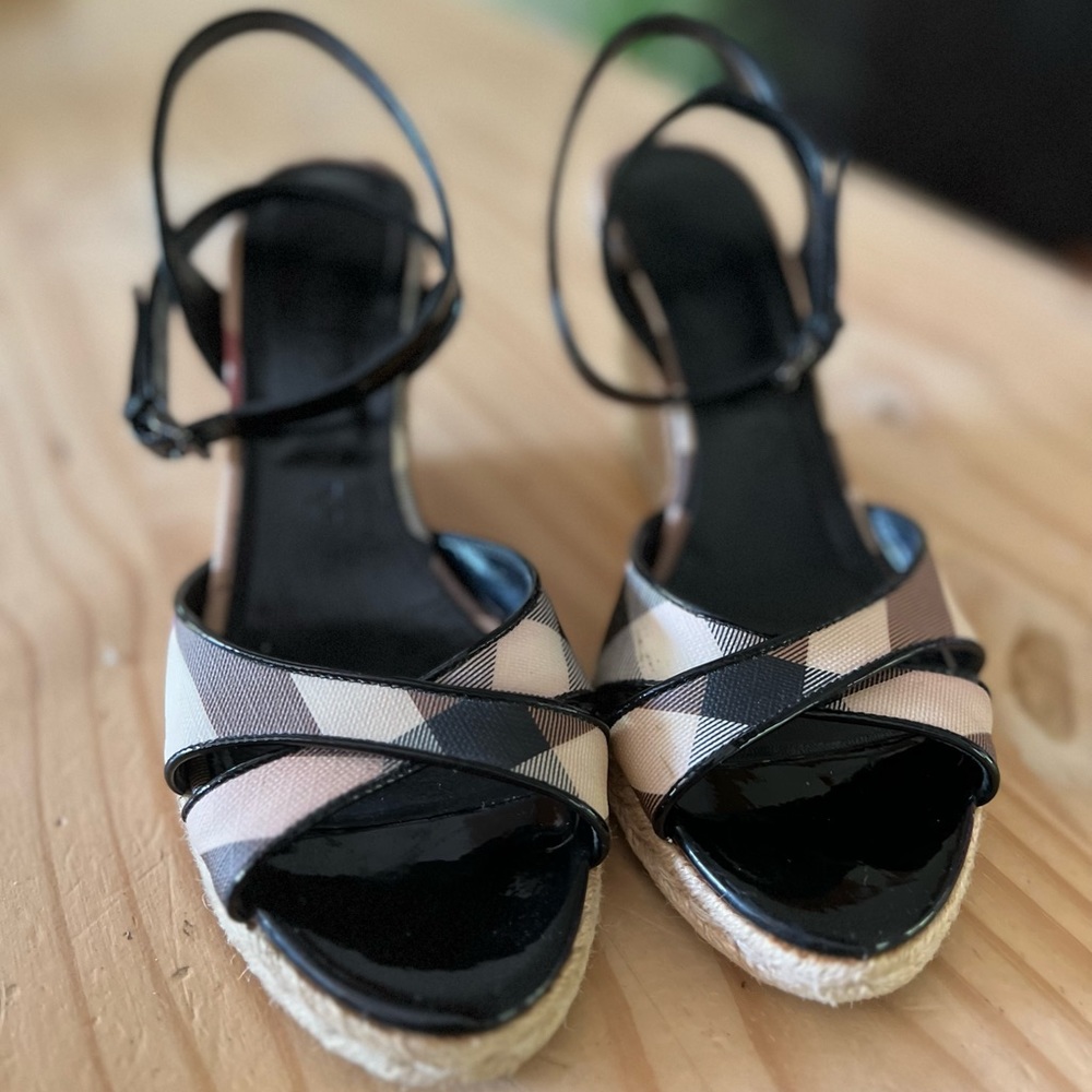 Pre-owned Burberry Wedges espadrilles - Women's Size 7.5/38- Open Toe.